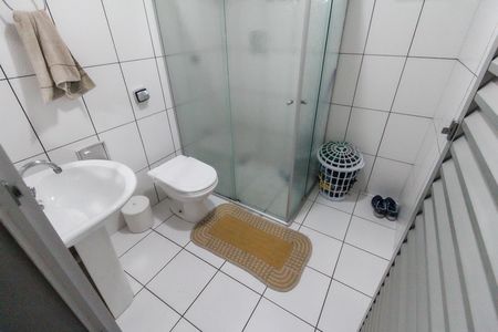 Casa para alugar com 180m², 3 quartos e 2 vagas Casa para alugar com 180m², 3 quartos e 2 vagasBanheiro Social