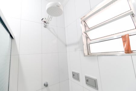 Casa para alugar com 180m², 3 quartos e 2 vagas Casa para alugar com 180m², 3 quartos e 2 vagasBanheiro da Suíte
