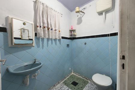 Casa para alugar com 142m², 2 quartos e 1 vagaBanheiro 