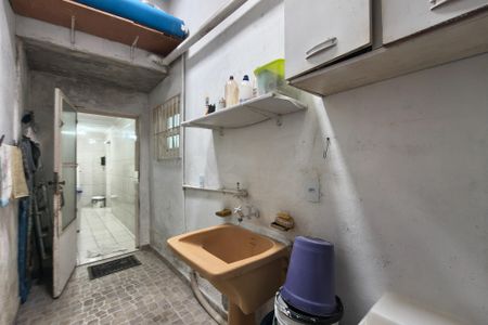 Casa para alugar com 142m², 2 quartos e 1 vagaÁrea de Serviço