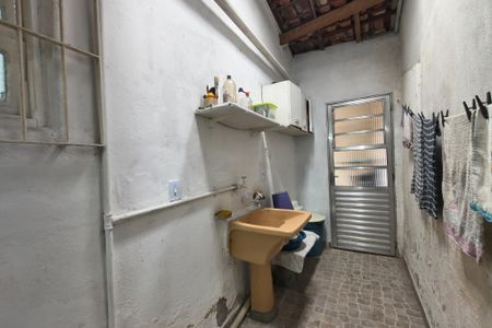 Casa para alugar com 142m², 2 quartos e 1 vagaÁrea de Serviço