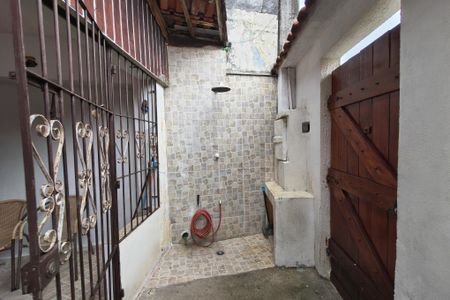 Casa para alugar com 142m², 2 quartos e 1 vagaDucha