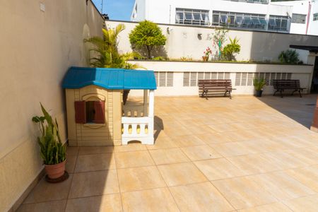 Apartamento à venda com 85m², 2 quartos e 2 vagasÁrea comum - Playground