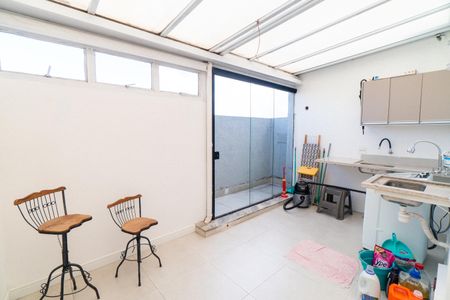 Apartamento à venda com 85m², 2 quartos e 2 vagasÁrea de Serviço