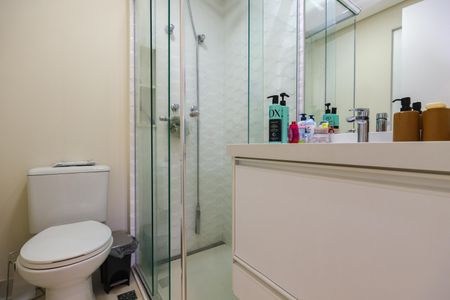 Apartamento à venda com 96m², 2 quartos e 2 vagasBanheiro da Suíte 2