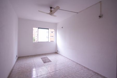 Sala de apartamento para alugar com 2 quartos, 68m² em Colubandê, São Gonçalo