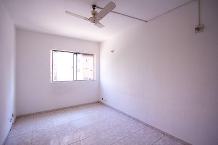 Sala de apartamento para alugar com 2 quartos, 68m² em Colubandê, São Gonçalo