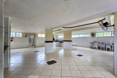 Apartamento para alugar com 68m², 2 quartos e 2 vagasÁrea comum - Salão de festas