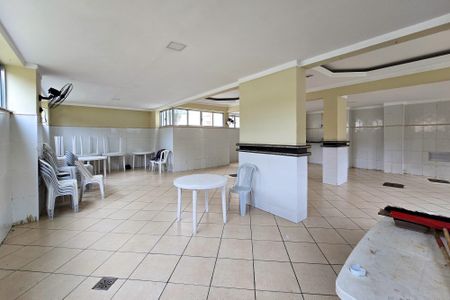Apartamento para alugar com 68m², 2 quartos e 2 vagasÁrea comum - Salão de festas