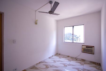 Quarto 2 de apartamento para alugar com 2 quartos, 68m² em Colubandê, São Gonçalo