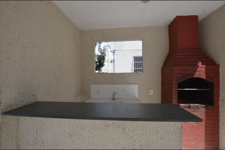 Apartamento para alugar com 49m², 2 quartos e 1 vagaÁrea comum - Churrasqueira