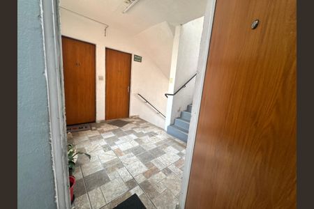 Apartamento para alugar com 45m², 2 quartos e 1 vagaHall de entrada