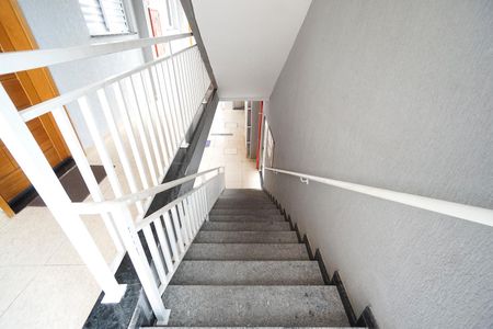Apartamento à venda com 32m², 1 quarto e sem vagaEscada