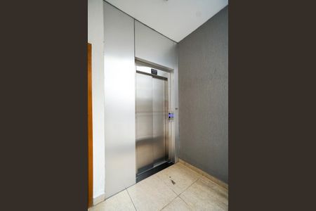 Apartamento à venda com 32m², 1 quarto e sem vagaHall do elevador