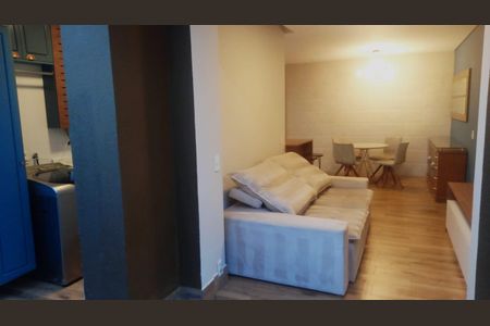 Apartamento à venda com 87m², 2 quartos e 1 vaga Apartamento à venda com 87m², 2 quartos e 1 vagaSala