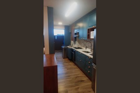 Cozinha de apartamento à venda com 2 quartos, 87m² em Jardim Tupanci, Barueri