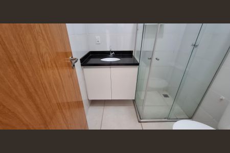 Casa de condomínio para alugar com 48m², 2 quartos e 1 vaga Casa de condomínio para alugar com 48m², 2 quartos e 1 vagaBanheiro