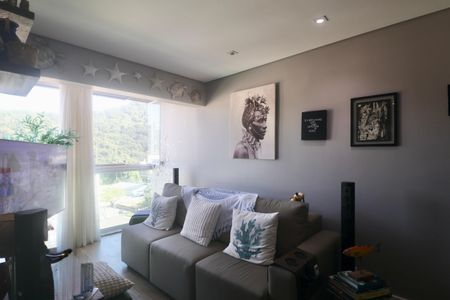 Sala de apartamento para alugar com 2 quartos, 58m² em Vila Julia, Guarujá