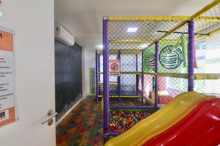 Apartamento para alugar com 58m², 2 quartos e 1 vagaÁrea comum