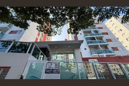 Apartamento para alugar com 58m², 2 quartos e 1 vagaFachada