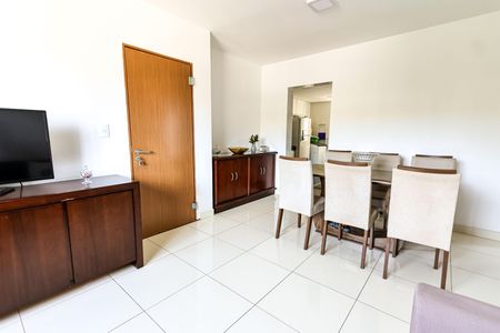 Sala de apartamento à venda com 3 quartos, 70m² em Salgado Filho, Belo Horizonte