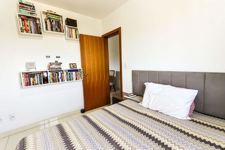 Apartamento à venda com 70m², 3 quartos e 2 vagasQuarto Suíte