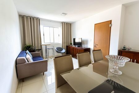 Sala de apartamento à venda com 3 quartos, 70m² em Salgado Filho, Belo Horizonte