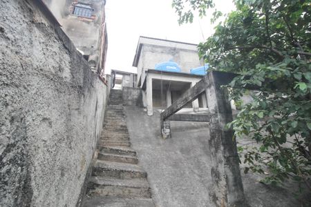 Casa para alugar com 50m², 2 quartos e 2 vagas Casa para alugar com 50m², 2 quartos e 2 vagasAcesso