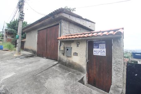 Casa para alugar com 50m², 2 quartos e 2 vagas Casa para alugar com 50m², 2 quartos e 2 vagasFachada