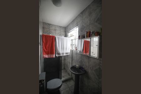 Casa para alugar com 50m², 2 quartos e 2 vagas Casa para alugar com 50m², 2 quartos e 2 vagasBanheiro