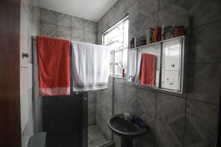 Casa para alugar com 50m², 2 quartos e 2 vagas Casa para alugar com 50m², 2 quartos e 2 vagasBanheiro