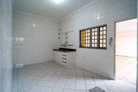 Casa para alugar com 166m², 2 quartos e 3 vagasCozinha