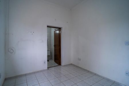 Casa para alugar com 166m², 2 quartos e 3 vagasSuíte