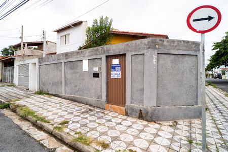 Casa para alugar com 166m², 2 quartos e 3 vagasFachada
