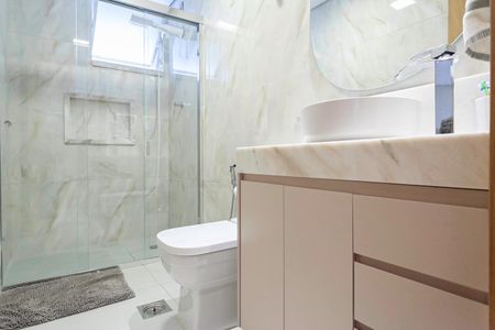 Apartamento para alugar com 146m², 3 quartos e 2 vagasBanheiro social 