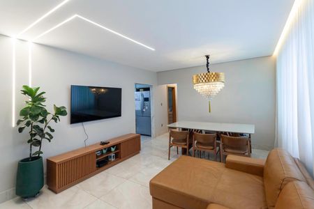 Apartamento para alugar com 146m², 3 quartos e 2 vagasSala