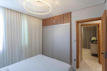 Apartamento para alugar com 146m², 3 quartos e 2 vagasSuíte 