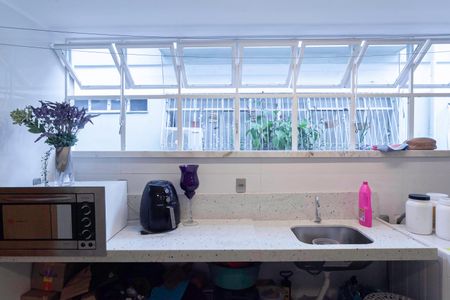 Apartamento para alugar com 146m², 3 quartos e 2 vagasÁrea de serviço 