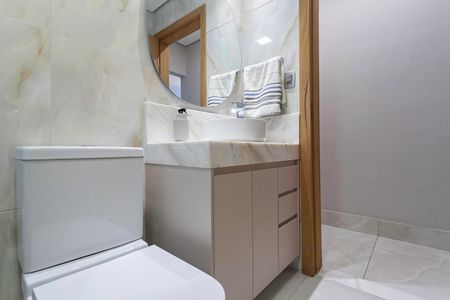 Apartamento para alugar com 146m², 3 quartos e 2 vagasBanheiro social 