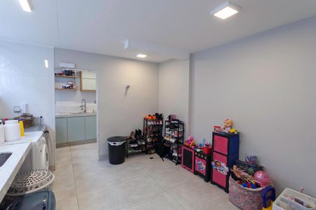 Apartamento para alugar com 146m², 3 quartos e 2 vagasÁrea de serviço 