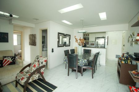 Sala de apartamento para alugar com 3 quartos, 77m² em Campestre, Santo André