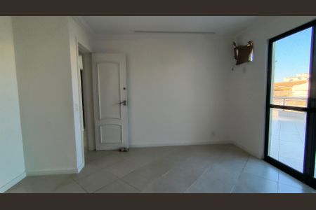 Apartamento à venda com 335m², 3 quartos e 4 vagas Apartamento à venda com 335m², 3 quartos e 4 vagasSuíte 2