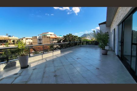 Varanda de apartamento à venda com 3 quartos, 335m² em Recreio dos Bandeirantes, Rio de Janeiro