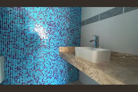 Apartamento à venda com 335m², 3 quartos e 4 vagas Apartamento à venda com 335m², 3 quartos e 4 vagasBanheiro da Suíte 1