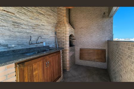 Apartamento à venda com 335m², 3 quartos e 4 vagas Apartamento à venda com 335m², 3 quartos e 4 vagasCobertura