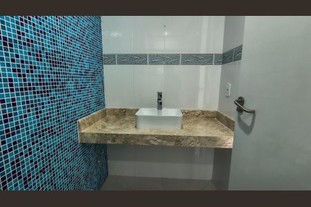 Apartamento à venda com 335m², 3 quartos e 4 vagas Apartamento à venda com 335m², 3 quartos e 4 vagasBanheiro da Suíte 1