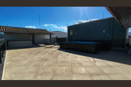 Apartamento à venda com 335m², 3 quartos e 4 vagas Apartamento à venda com 335m², 3 quartos e 4 vagasCobertura