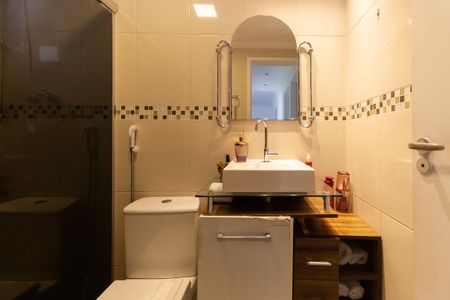 Apartamento à venda com 72m², 1 quarto e 1 vagaBanheiro