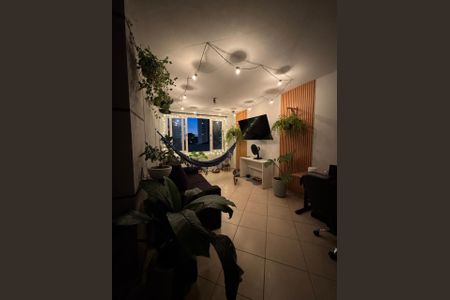 Apartamento à venda com 87m², 3 quartos e 1 vaga Apartamento à venda com 87m², 3 quartos e 1 vagaSala