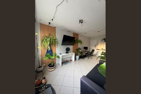 Apartamento à venda com 87m², 3 quartos e 1 vaga Apartamento à venda com 87m², 3 quartos e 1 vagaSala